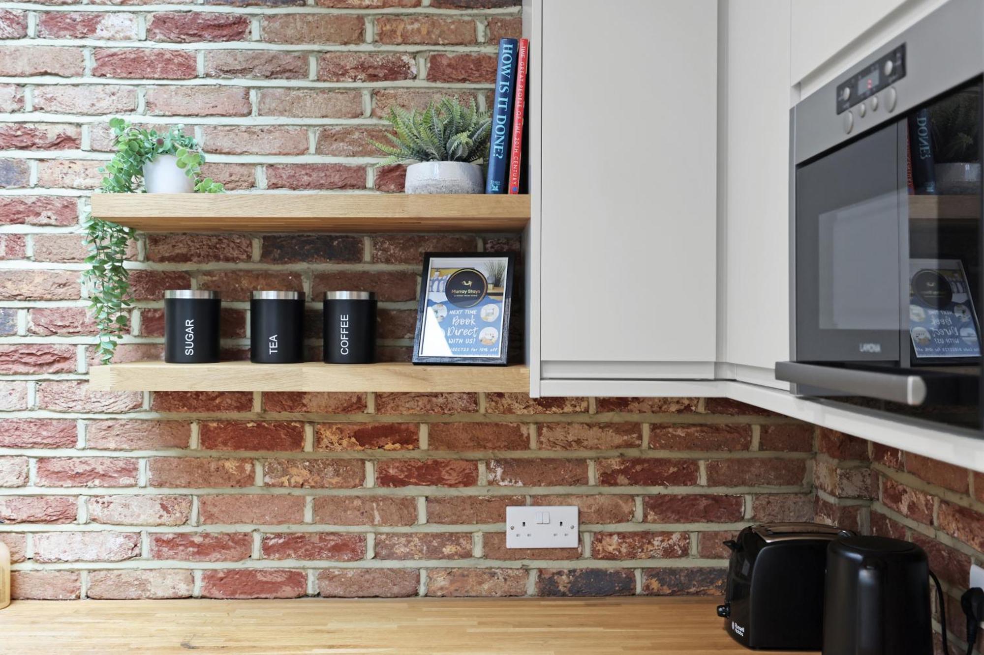 Luxury 3 Bedroom House In Limehouse, Close To City! Sleeps 6-8! Appartamento *