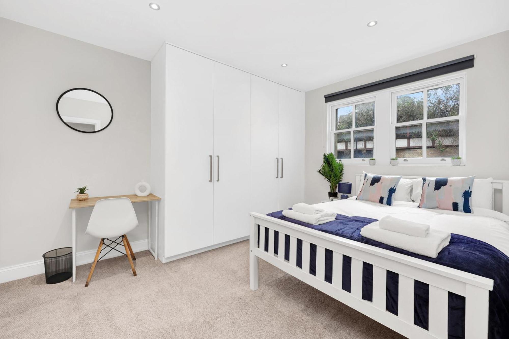 Appartamento Luxury 3 Bedroom House In Limehouse, Close To City! Sleeps 6-8! *